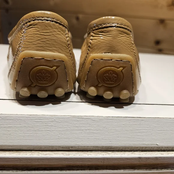 BORN Malena Tan Beige Patent Leather Penny Driving Mocs Shoes Womens 6 - Picture 4 of 4